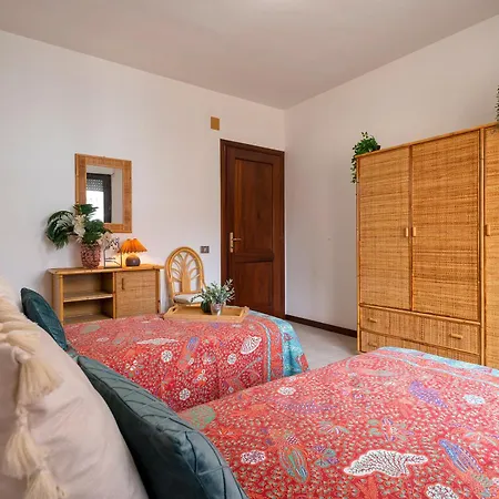 Sardinia Re - Lilium Flat - Free Parking Apartment Alghero